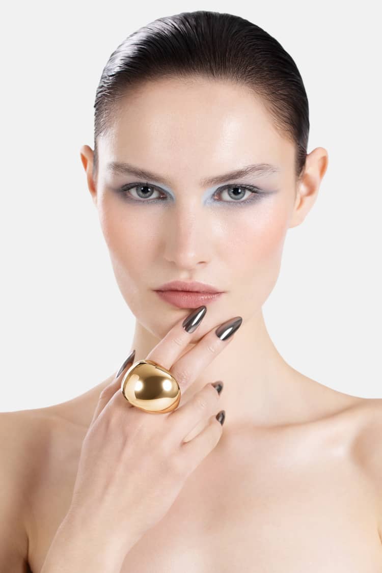 Double Finger Sculptural Ring in Gold - Image 3