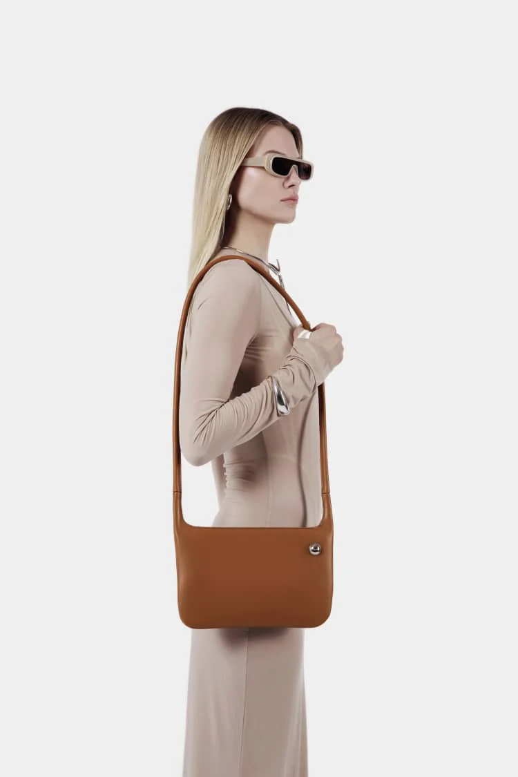 LOCK bag | brown clutch bag - Image 7