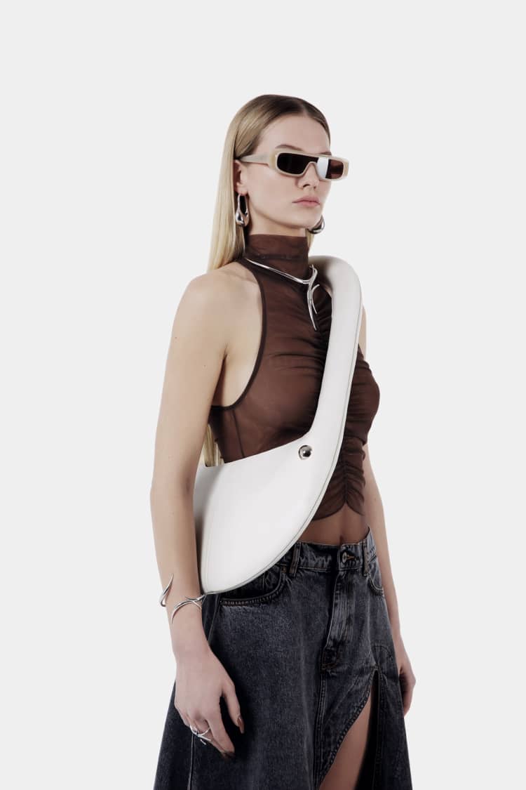 LOCK bag | white shoulder bag - Image 7