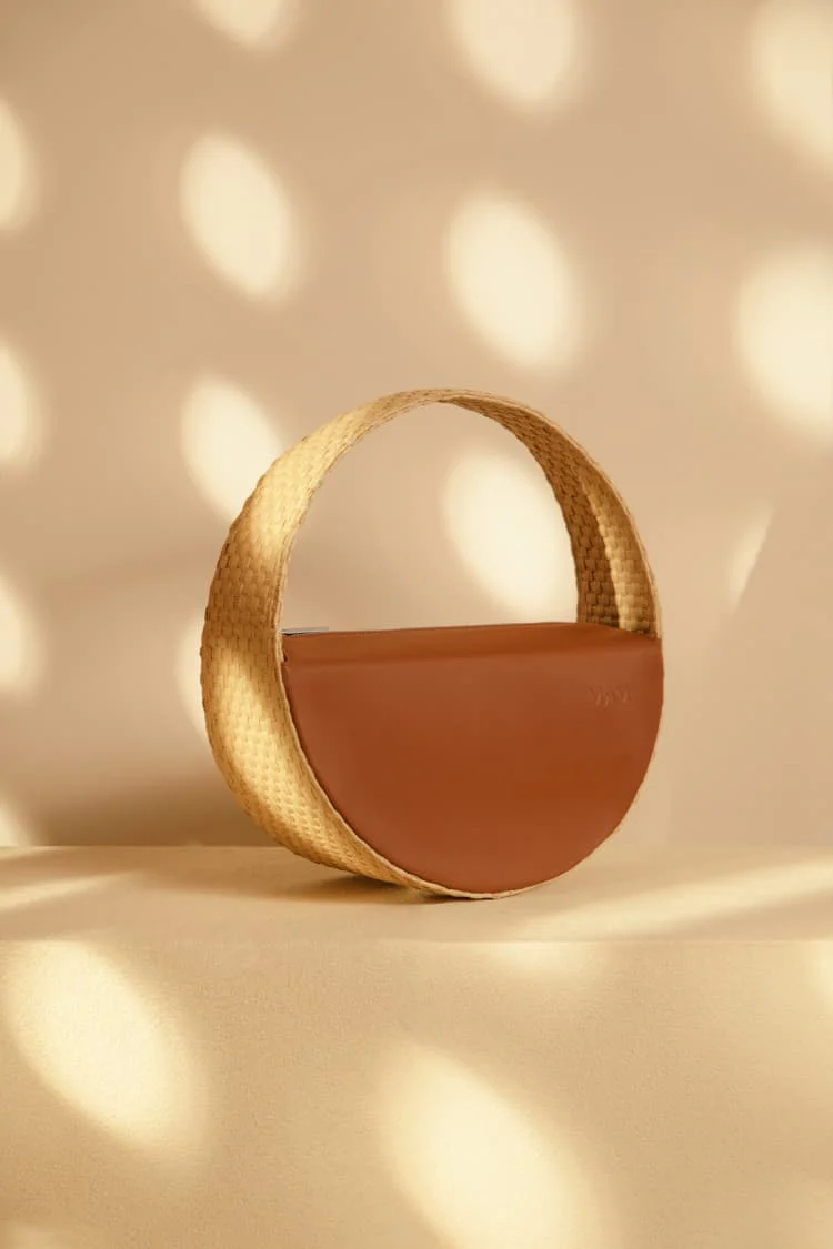 medium round raffia bag - Image 3