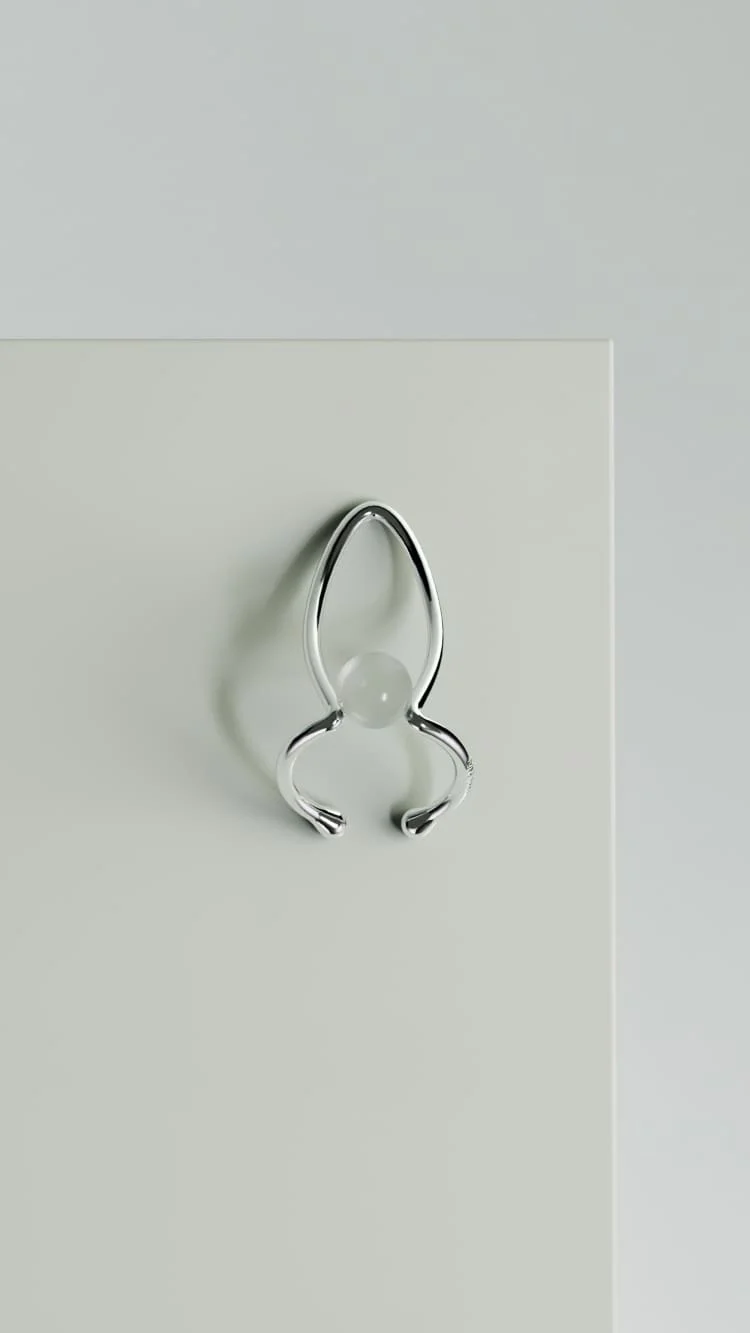 Silver Nail Ring with Embedded Stone - Image 5